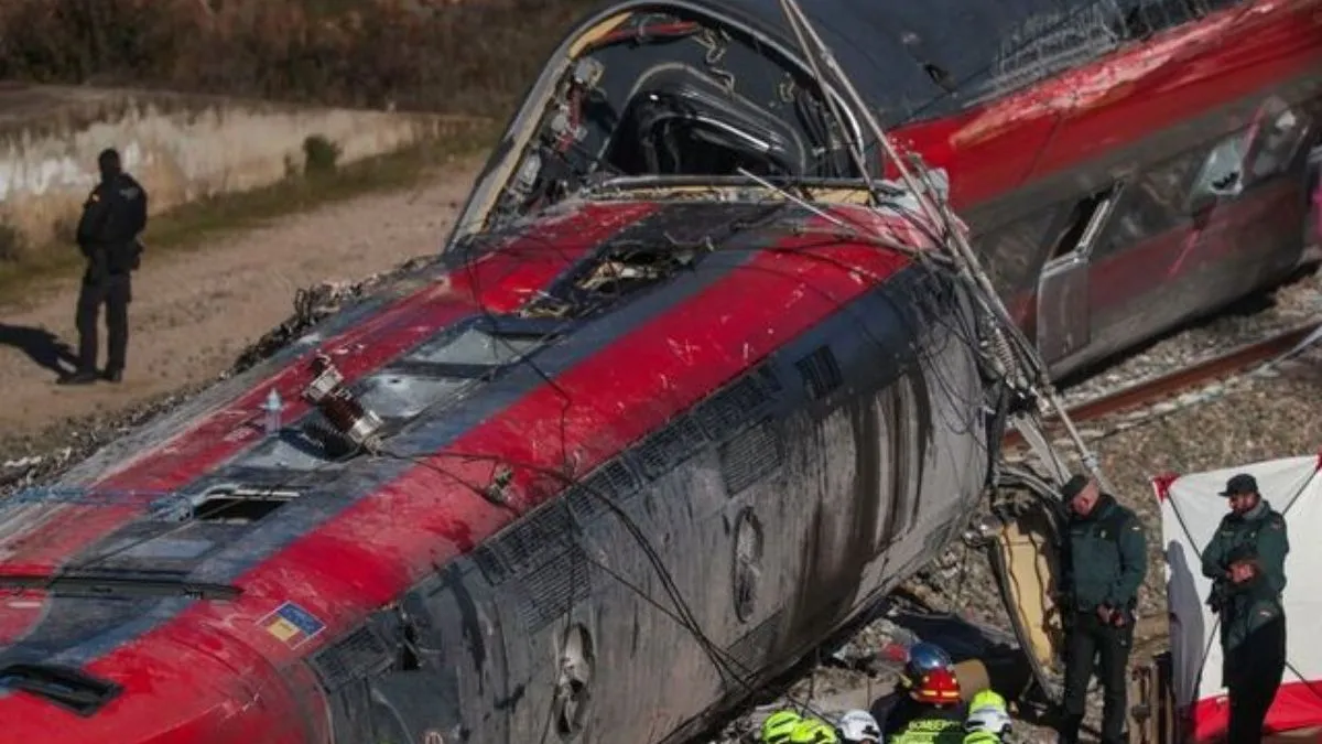 Spain Train Crash 2026: At Least 39 Dead in Adamuz High-Speed Collision Near Córdoba